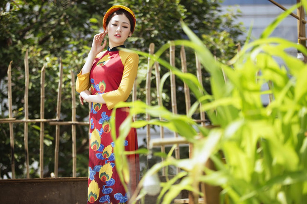 A hau Duong Tu Anh dep nen na voi ao dai-Hinh-4